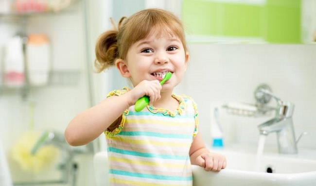 Cara Menjaga Kesehatan Gigi pada Anak